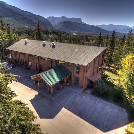 Overlander Mountain Lodge Jasper Esterno foto